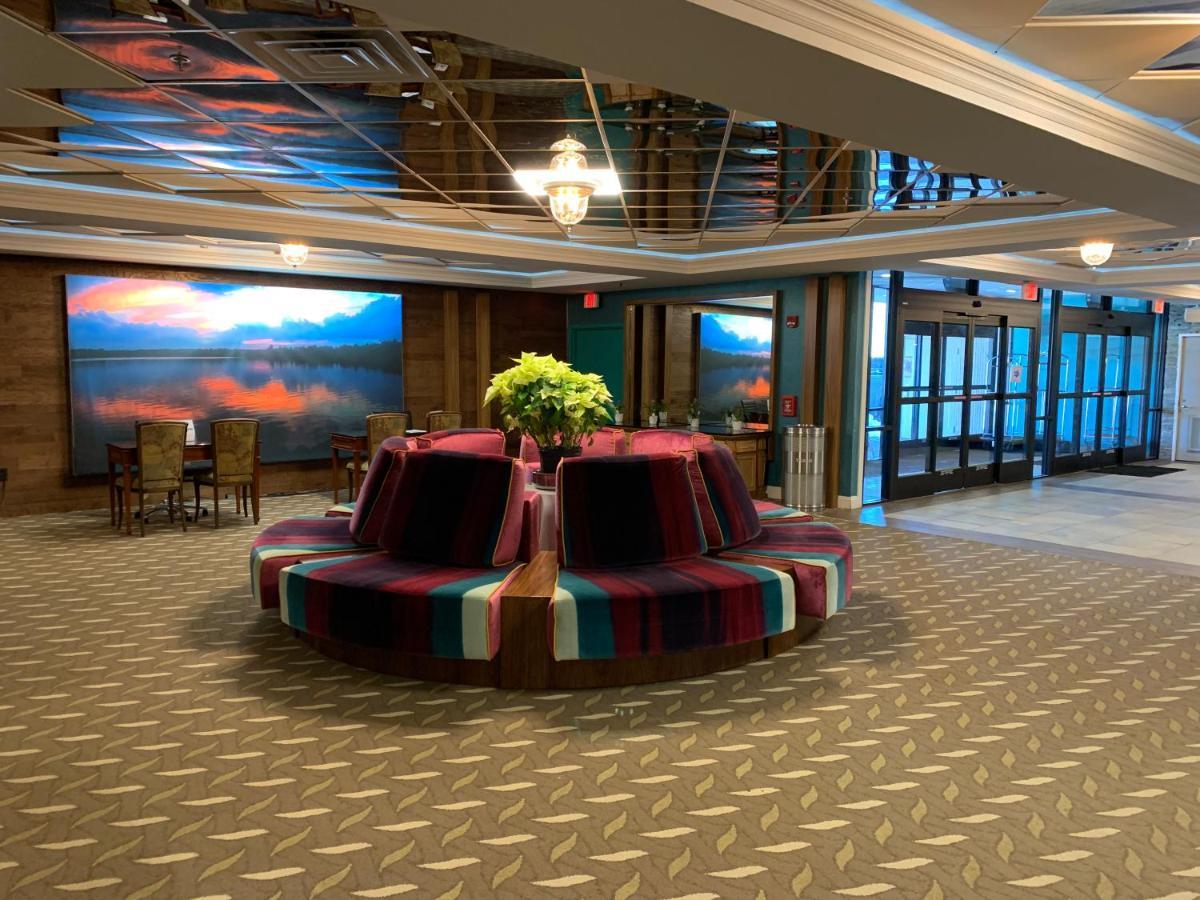 Split Rock Resort Лейк-Хармони Экстерьер фото