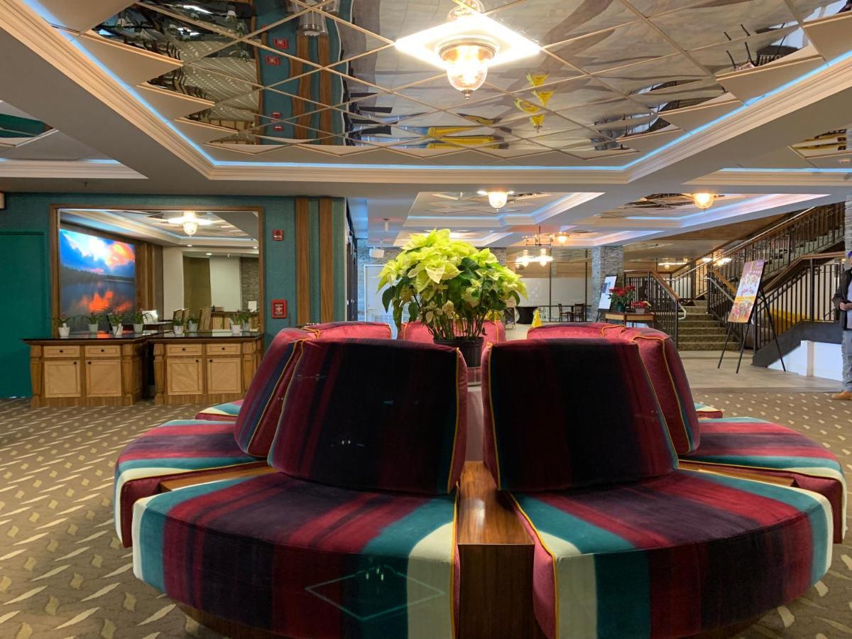Split Rock Resort Лейк-Хармони Экстерьер фото