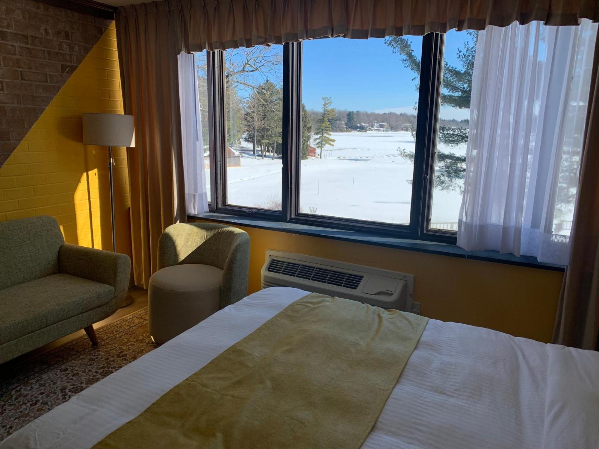 Split Rock Resort Лейк-Хармони Экстерьер фото