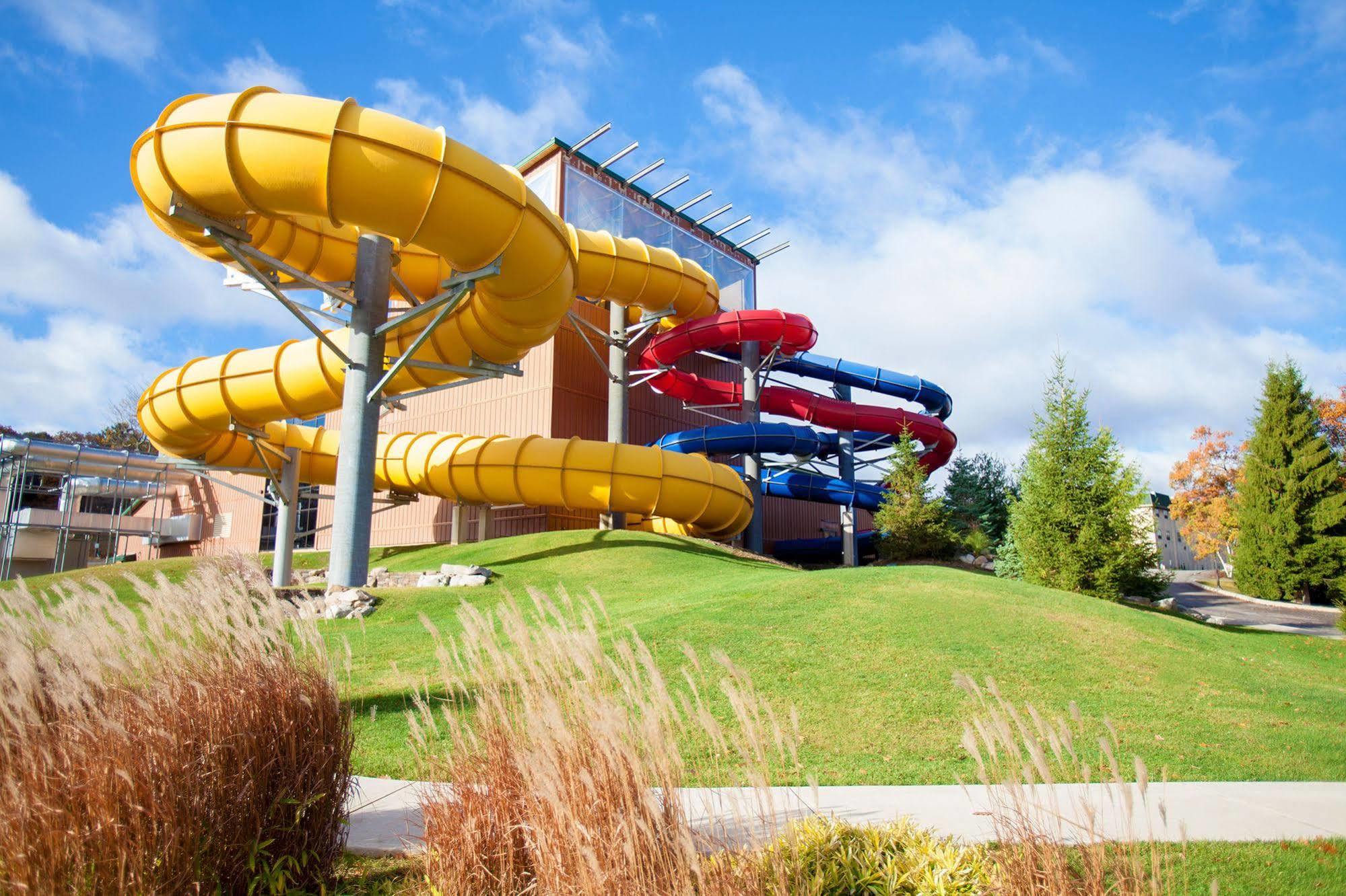 Split Rock Resort Лейк-Хармони Экстерьер фото
